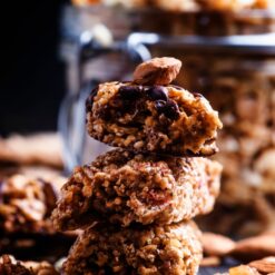 ΤΡΟΦΙΜΑ / SNACKS